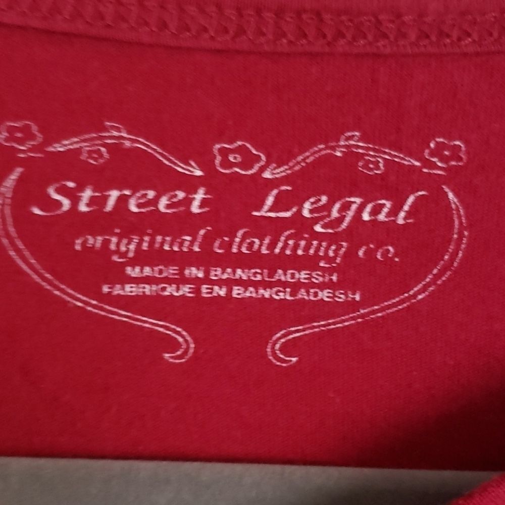 Red Shirt   - Picture 2 of 4